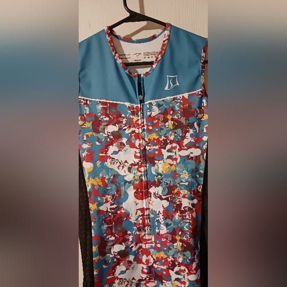 SkirtSports by Ownway sz. Medium Sleeveless Sports‎ Top - Picture 3 of 7